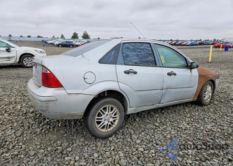 2007 Ford Focus Zx4 z USA, uszkodzony, nr VIN 1FAFP34N97W213944
